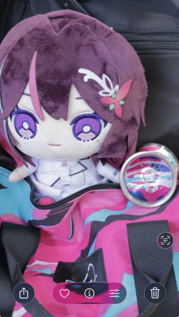 ホロライブのAZKiちゃんとコンセプトが合致しています