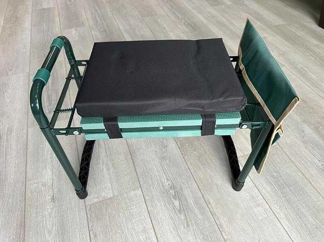 Comfortable and Sturdy Garden Kneeler Seat