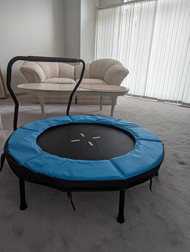 Fun and strong trampoline for kids