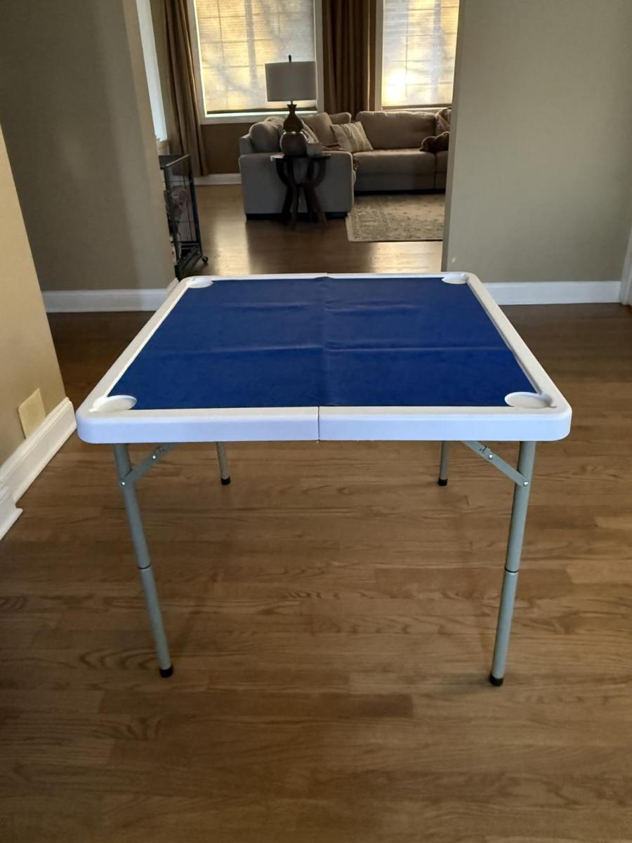 Fantastic madjong table! Sturdy, convenient and great for game night!