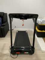 Easy to use foldable treadmill