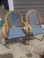Such cute and comfortable chairs