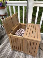 Perfect umbrella storage table