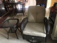 Great patio set but with a few minor flaws