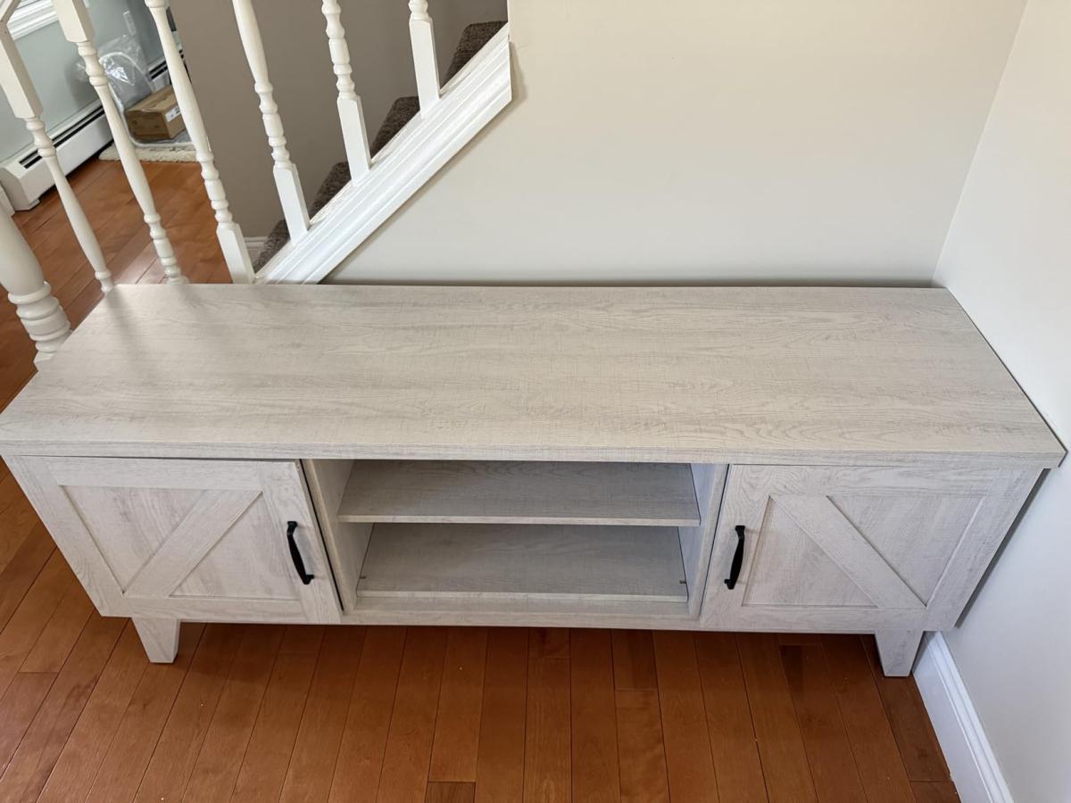Good size Tv stand