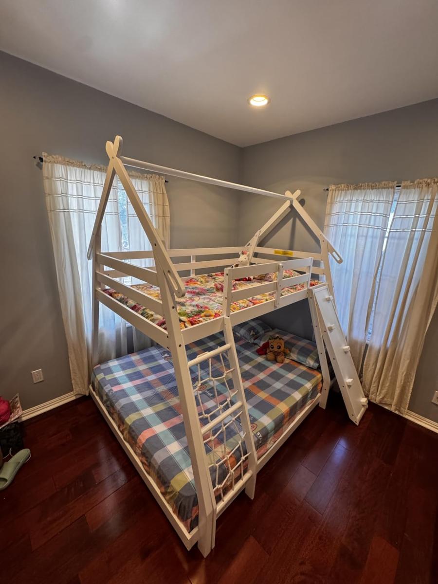 Very good bunk bed