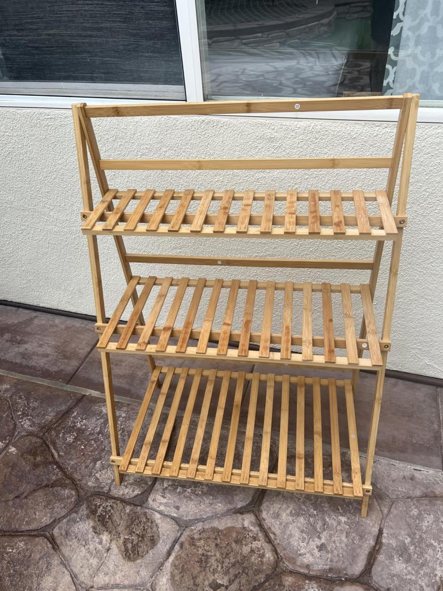 Great Lightweight Bamboo Shelf