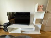 Nice TV bookshelf