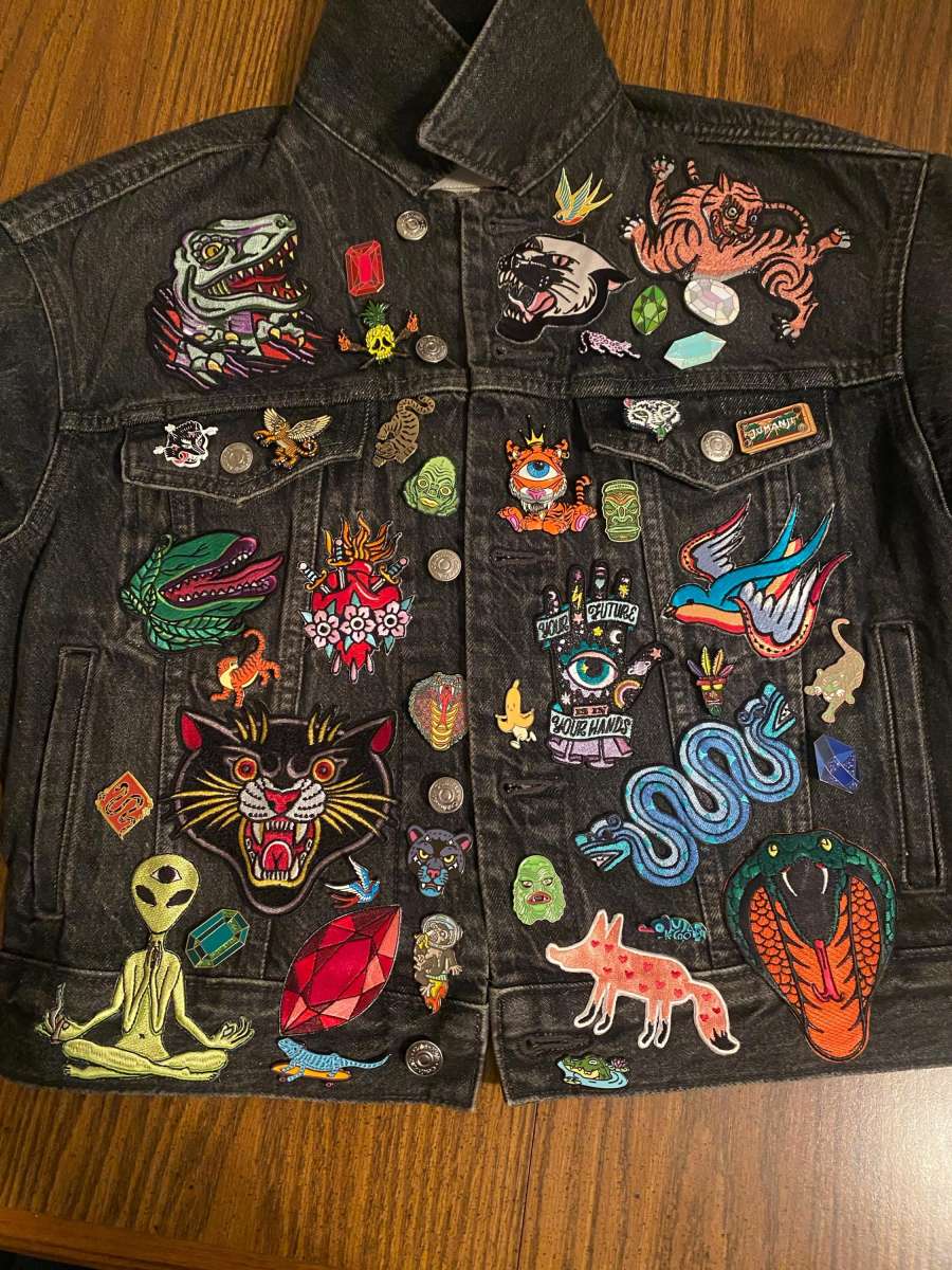 This is an awesome pin! It is great qualit...