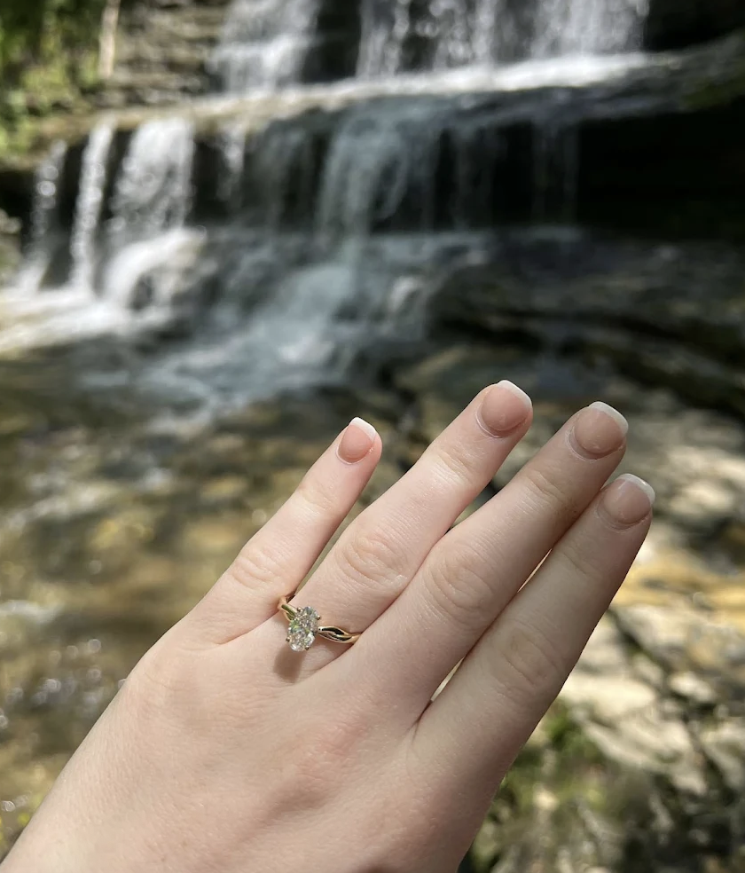 If you're looking for a great tailored experience with prices in-line (or a bit better) than other jewelers then Lisa is the one!