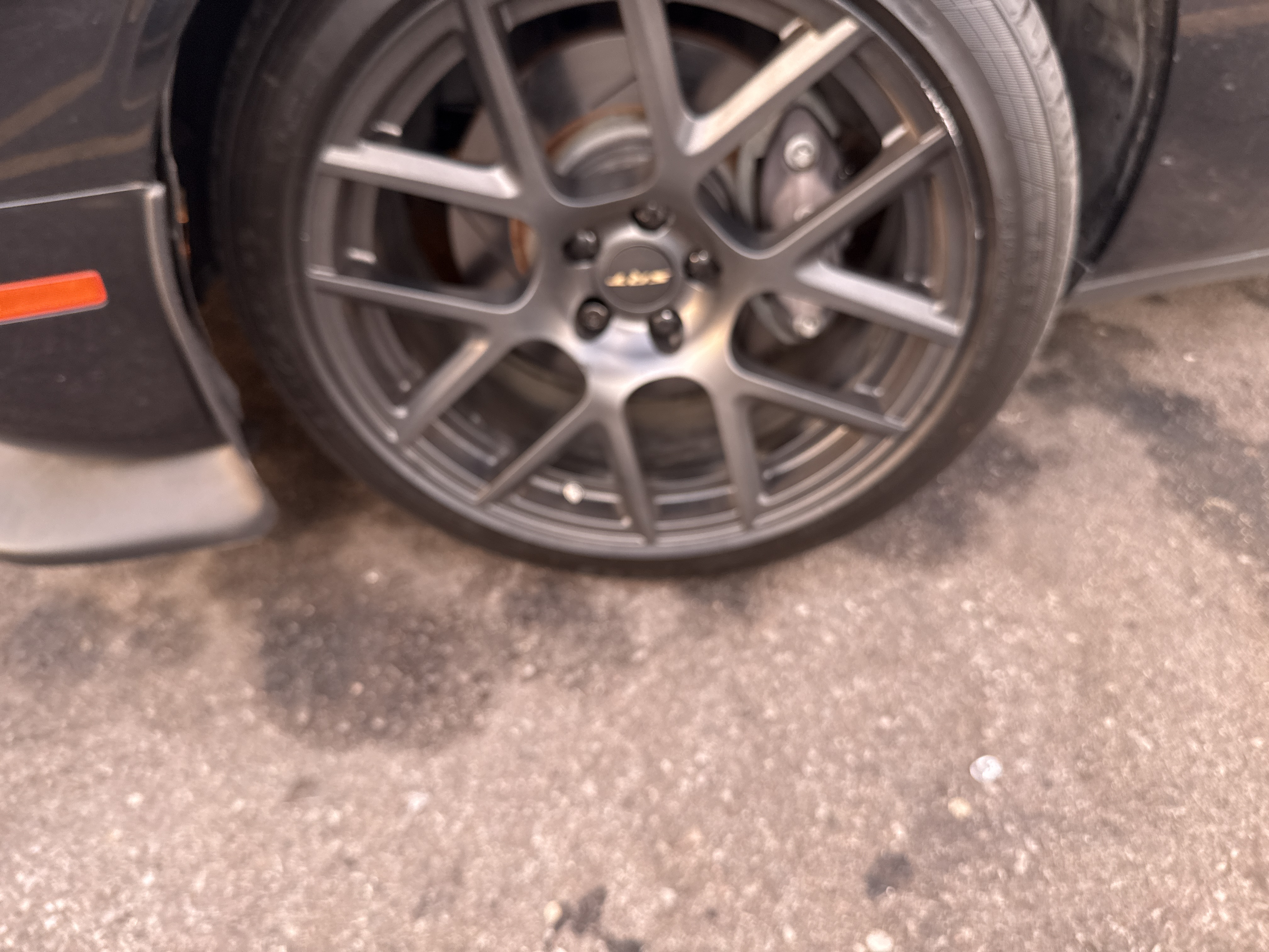 Black wheel locks
