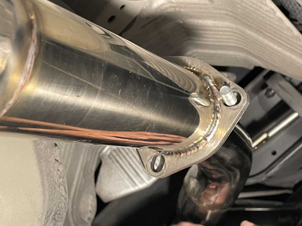 Great quality aside from misaligned flanges