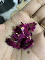 Pure dried rose petals. No adulteration.