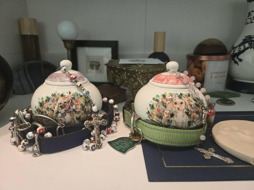 I am in awe of the love and craftsmanship put into these urns, thank you for putting so much thought into Rudy & Maria's portraits.