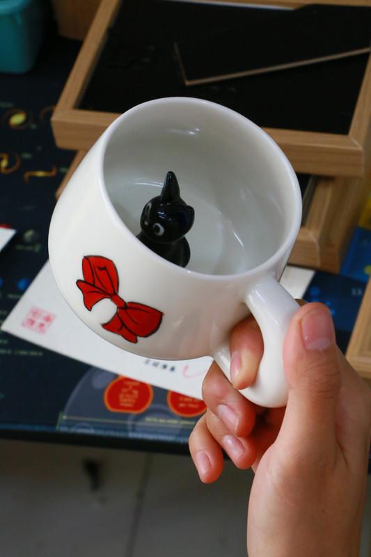Both mugs are super cute and feel great to hold. Love the little surprise inside 