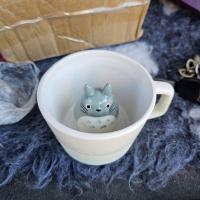 The totoro mug that I got was beautiful. And it also got just in time, before it was given as a gift. Beautiful handsmangrafting. ??