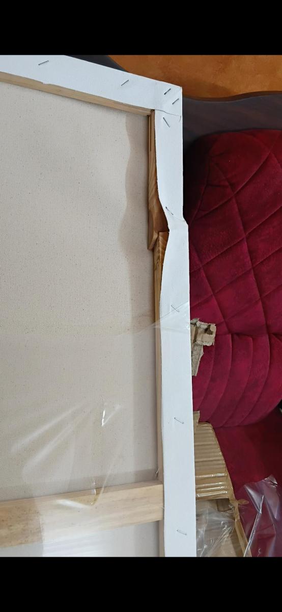 Received as broken on one side