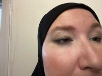 Beautiful, easy to apply, and does not smudge