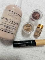 Mineral skin tint & cream concealer